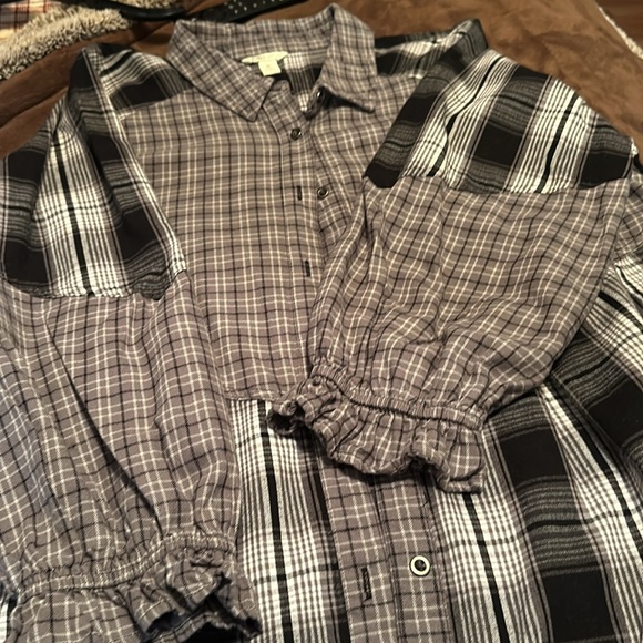 Cato Black and Gray Plaid Casual Button Down Shirts - Picture 8 of 11